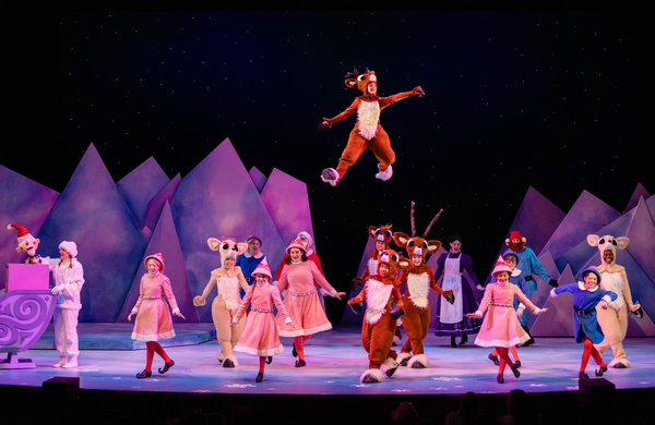 Photos: First Look at Stages Theatre Company's RUDOLPH THE RED-NOSED REINDEER: THE MUSICAL 