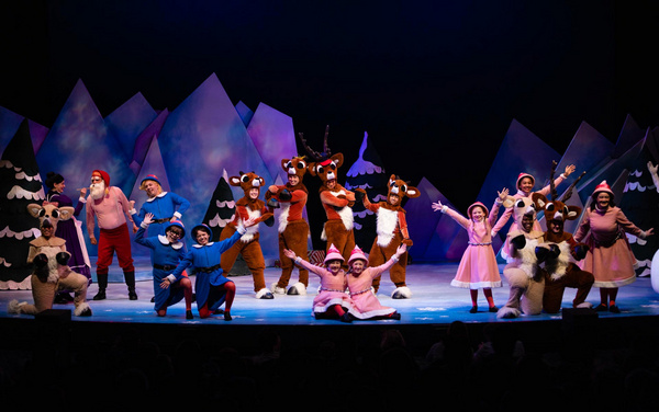Photos: First Look at Stages Theatre Company's RUDOLPH THE RED-NOSED REINDEER: THE MUSICAL Image
