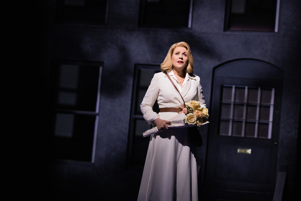 Photos: First Look at Kelli O'Hara, Renée Fleming & Joyce DiDonato in THE HOURS at The Metropolitan Opera Image