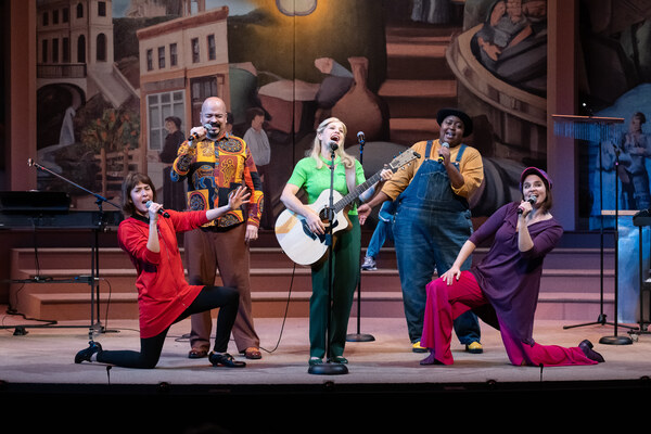 Photos: First Look At IT'S A WONDERFUL LIFE: A LIVE RADIO PLAY At Portland Center Stage Image