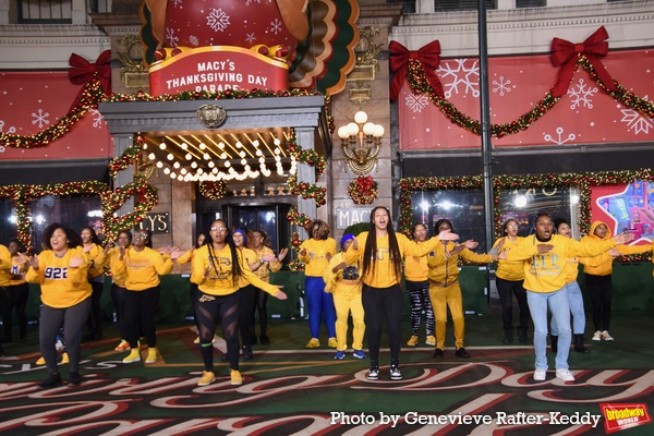 Photos: Gloria Estefan, The Radio City Rockettes, and More Rehearse For the Macy's Thanksgiving Day Parade  Image