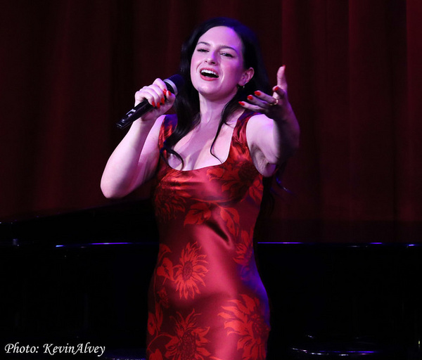 Photos: Maddie Baillio Makes Solo Concert Debut At Birdland Image