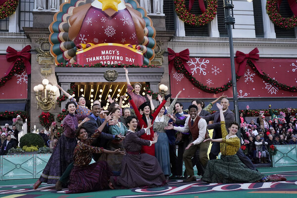 Photos: Broadway Comes to the Macy's Thanksgiving Day Parade 