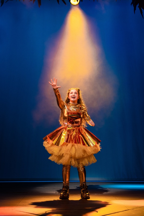 Photos: First Look at CINDERELLA Panto at Theatre Royal Stratford East 