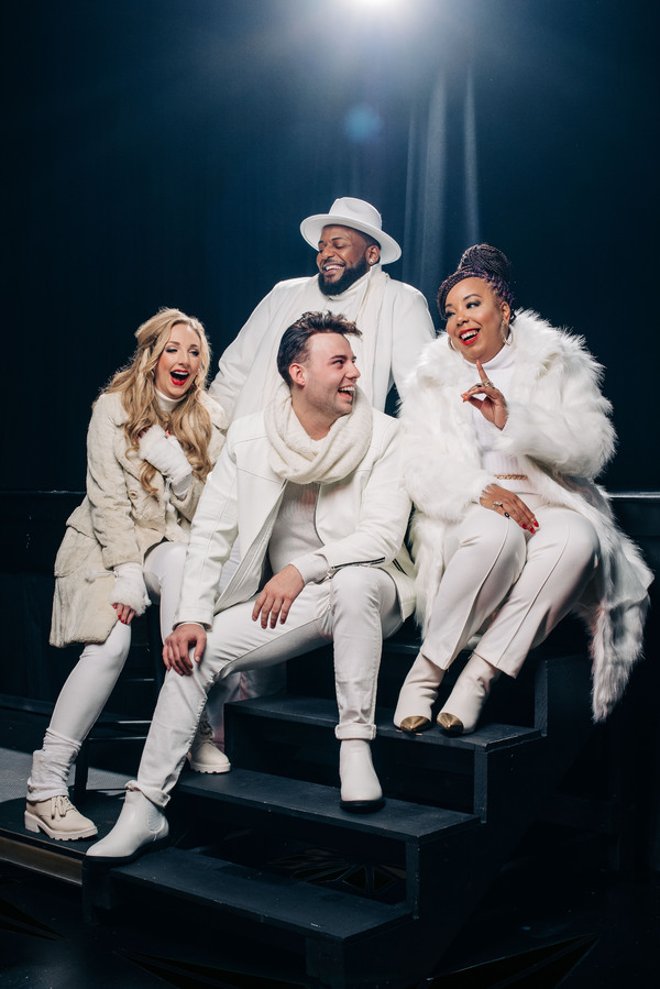 Photos: First Look at ILLUMINATION at Prima Theatre Image