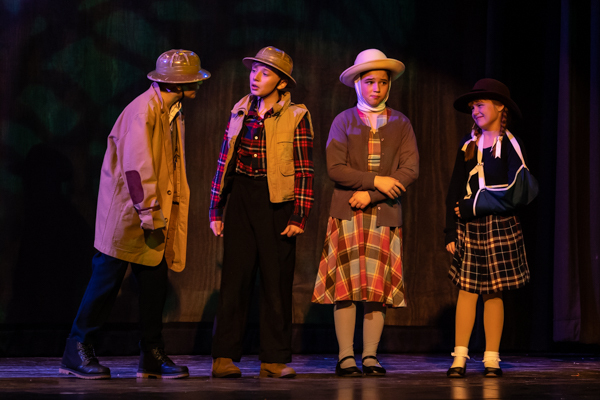Photos: Inside MVAC & MTVarts' A CHRISTMAS STORY Image