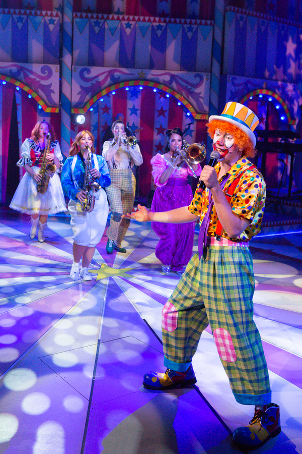 Photos: First Look At GOLDILOCKS AND THE THREE BEARS At The New Wolsey Theatre Ipswich 