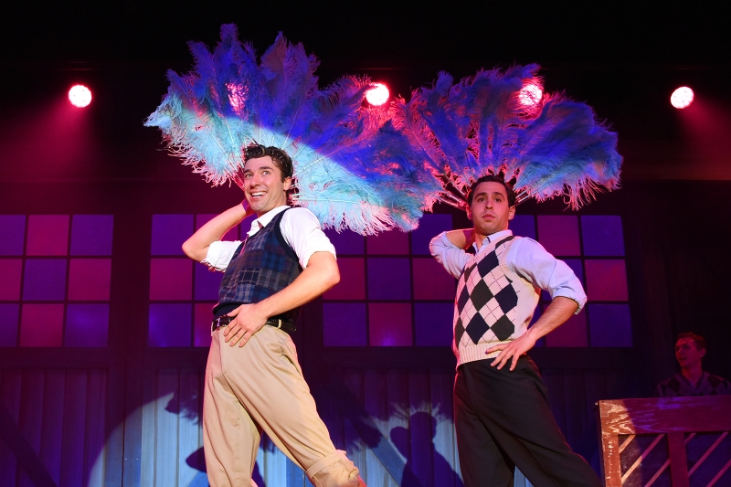 Review: WHITE CHRISTMAS at Broadway Palm Dinner Theatre Image