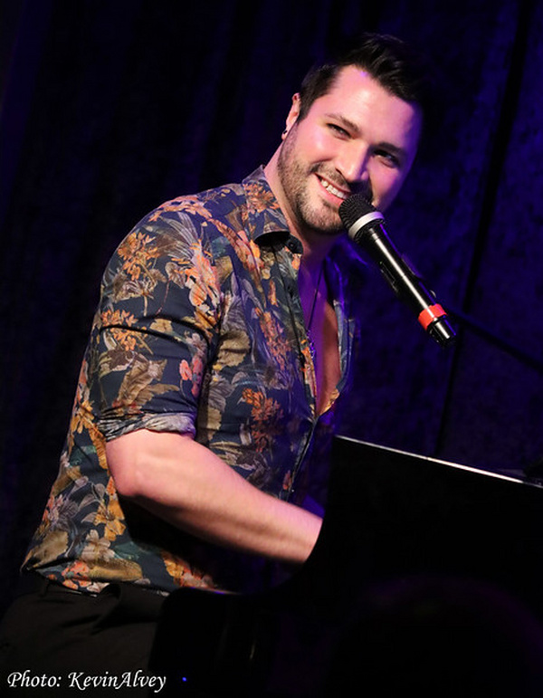 Photos: Cher Storms Birdland Theater As Impersonator Scott Townsend Takes the Stage! Image