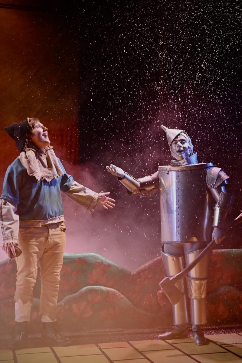 Review: THE WIZARD OF OZ at CM Performing Arts Center Image