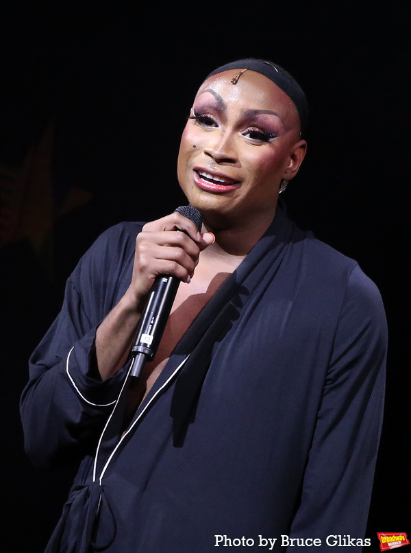 Photos: The Cast of AIN'T NO MO' Takes Their Opening Night Bows Image