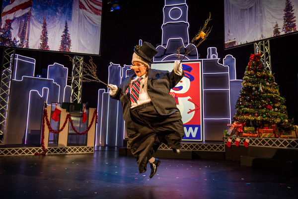 Photos: First Look at 1812 Productions' THIS IS THE WEEK THAT IS at Plays & Players Theatre 