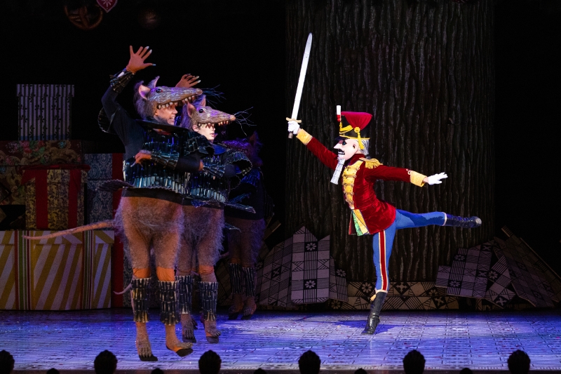 Review: Houston Ballet's THE NUTCRACKER Dazzles Audiences with Spectacle and Holiday Cheer at the Wortham Theater Center 