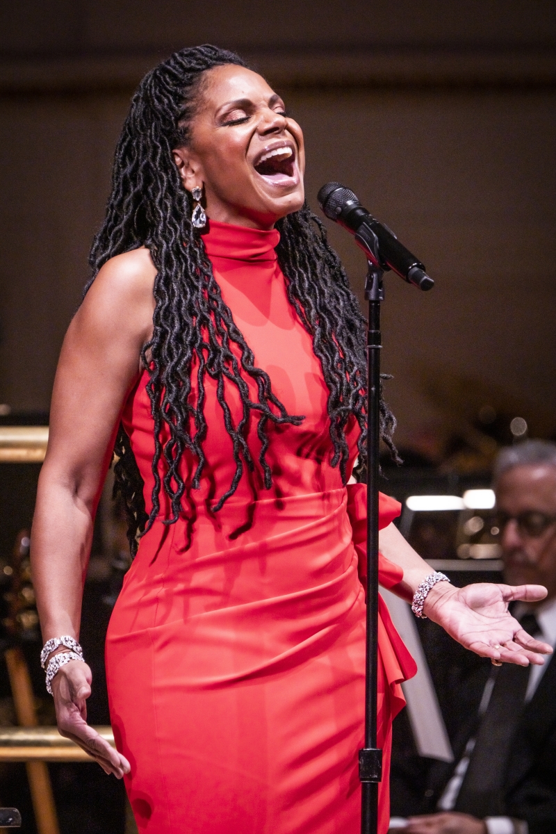 Review: AUDRA MCDONALD Gives Grace And Has Fun At Carnegie Hall Image