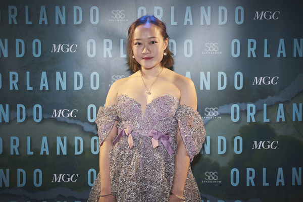 Millicent Wong on stage after the opening night of Orlando at the Garrick Theatre, Lo Photo