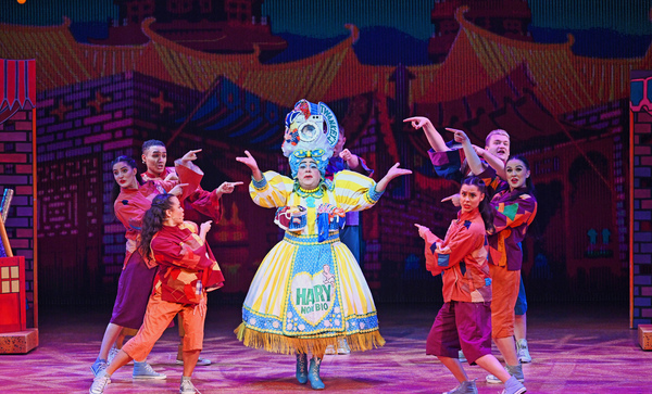 Photos & Video: First Look at ALADDIN Panto at Wolverhampton Grand Theatre Image
