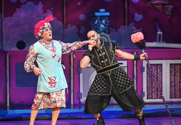 Photos & Video: First Look at ALADDIN Panto at Wolverhampton Grand Theatre Image
