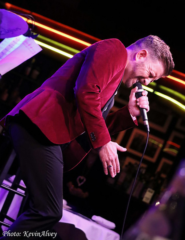 Photos: THE VOICE Runner-Up Billy Gilman Storms The Birdland Stage With A Holiday Show! 
