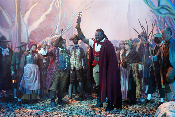 Photos: New Stills of Joshua Henry, H.E.R. & More in BEAUTY & THE BEAST: A 30TH CELEBRATION 