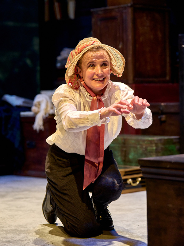 Photos: First Look at Simon Russell Beale and More in A CHRISTMAS CAROL at the Bridge Theatre Image