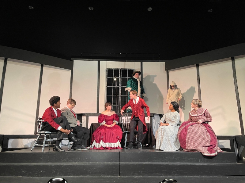 Review: A CHRISTMAS CAROL at Conway Junior High School Entertains with a Few Jump Scares 