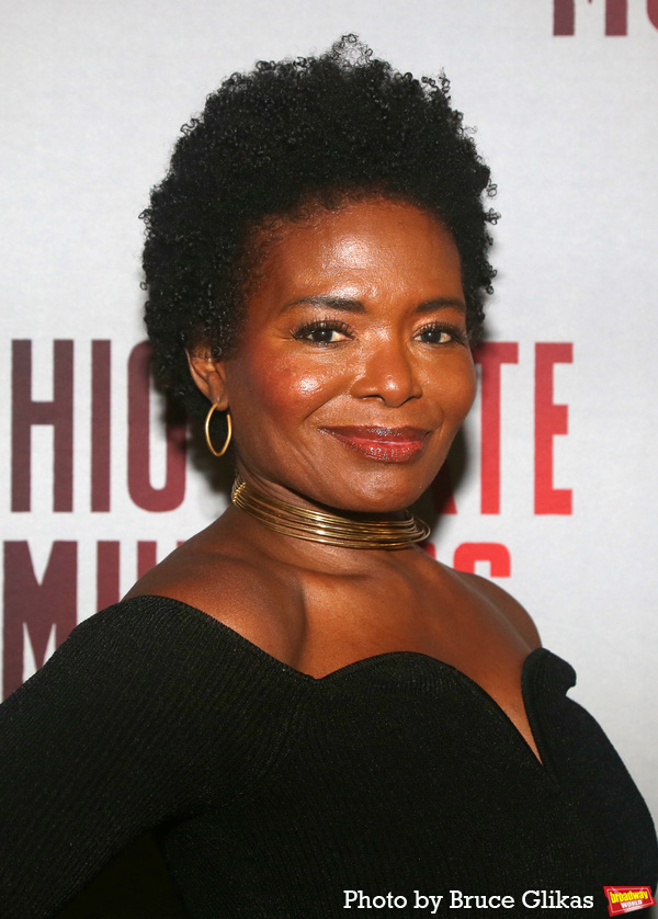 Photos: Stars Walk the Red Carpet for Opening Night of OHIO STATE MURDERS Image