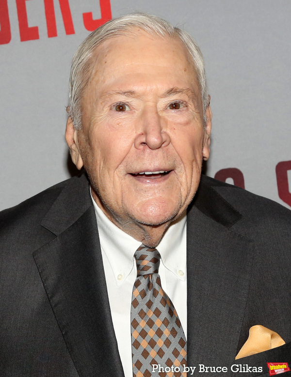 Photos: Stars Walk the Red Carpet for Opening Night of OHIO STATE MURDERS Image