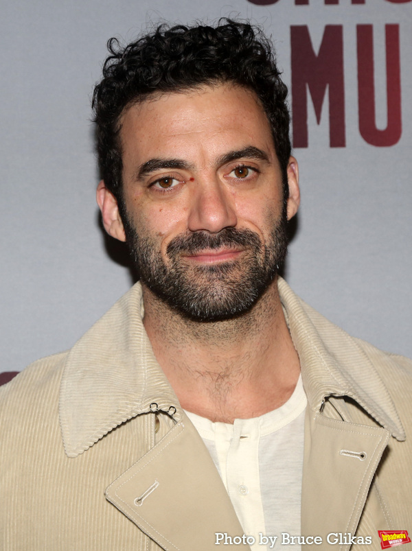 Photos: Stars Walk the Red Carpet for Opening Night of OHIO STATE MURDERS Image