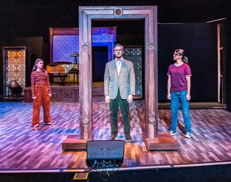Review: FUN HOME at CV Rep Image