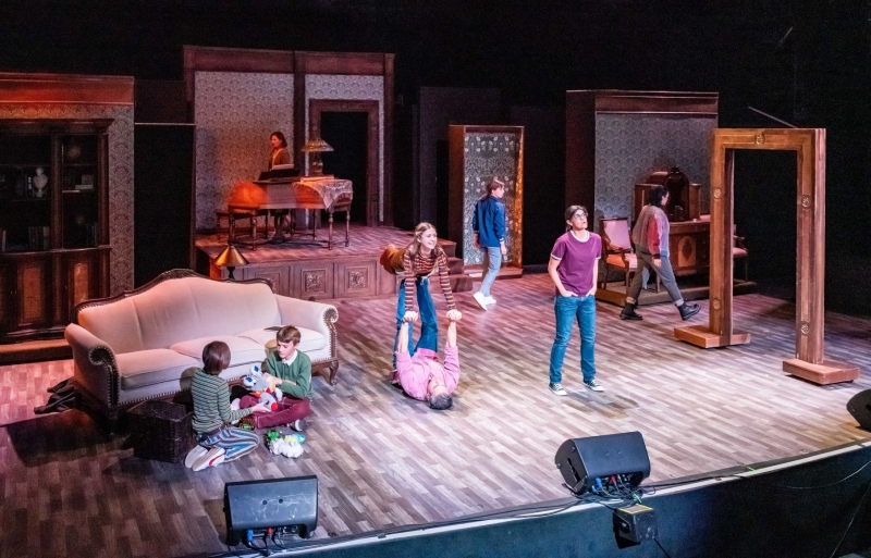 Review: FUN HOME at CV Rep Image