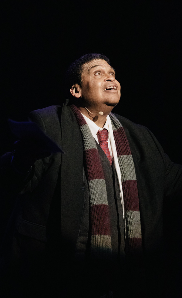 Photos: Carly Hughes, Gabrielle Ruiz & More Help Raise $50,000 For The Homeless In LA at Broadway To The Rescue Image