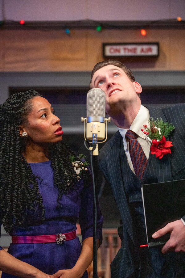 Photos: First Look At IT'S A WONDERFUL LIFE: A LIVE RADIO PLAY At The Gamm Theatre 