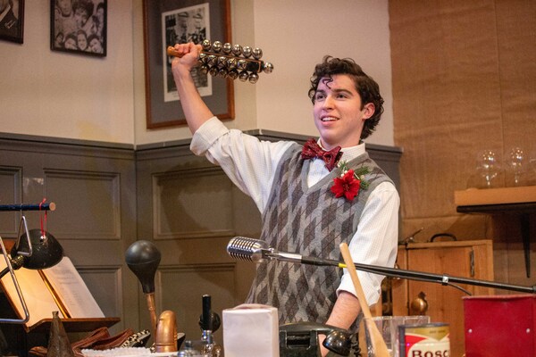Photos: First Look At IT'S A WONDERFUL LIFE: A LIVE RADIO PLAY At The Gamm Theatre Image