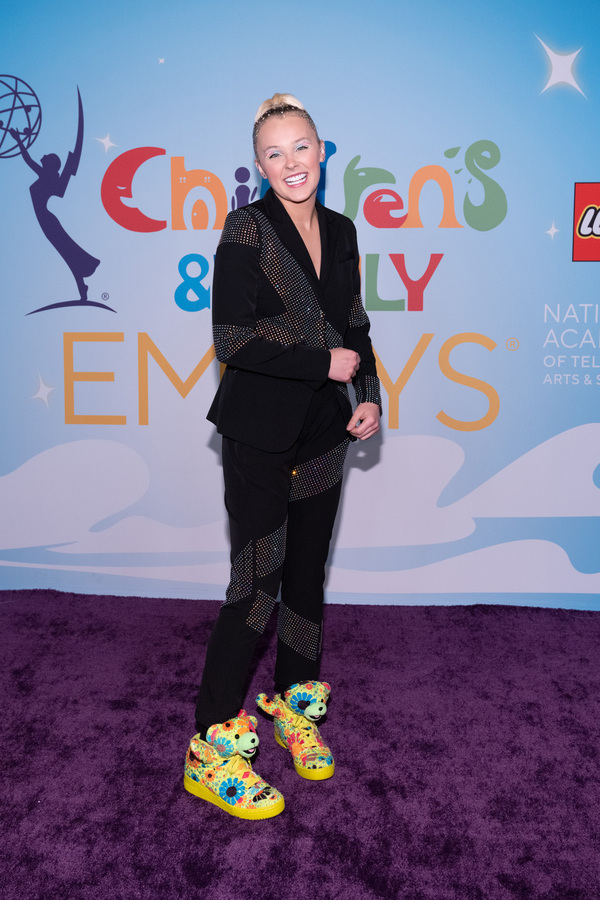 Photos: Go Inside the CHILDREN'S & FAMILY CREATIVE ARTS EMMY AWARDS with JoJo Siwa, Raven-Symoné, and More! 