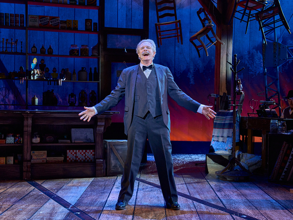 Photos: First Look at Robert Bathurst & More in DOLLY PARTON'S SMOKY MOUNTAIN CHRISTMAS CAROL Image