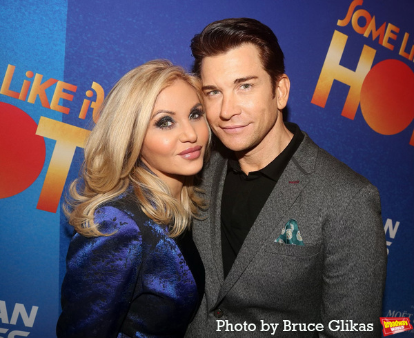 Photos: On the Red Carpet of SOME LIKE IT HOT Opening Night Image