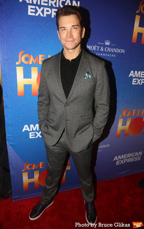 Photos: On the Red Carpet of SOME LIKE IT HOT Opening Night Image