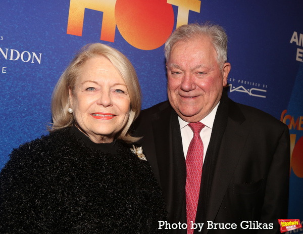 Photos: On the Red Carpet of SOME LIKE IT HOT Opening Night Image