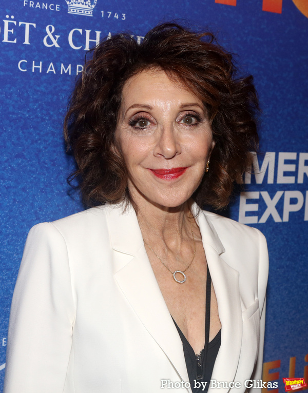 Photos: On the Red Carpet of SOME LIKE IT HOT Opening Night Image