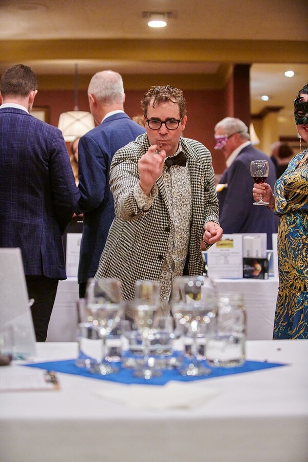 Photos: Milwaukee's First Stage Breaks Fundraising Record At Annual Wine Tasting & Dinner Event 
