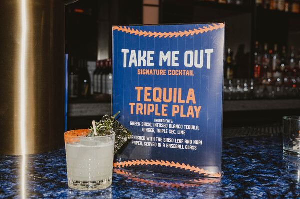 Photos: TAKE ME OUT Hosts Special Influencer Event Image