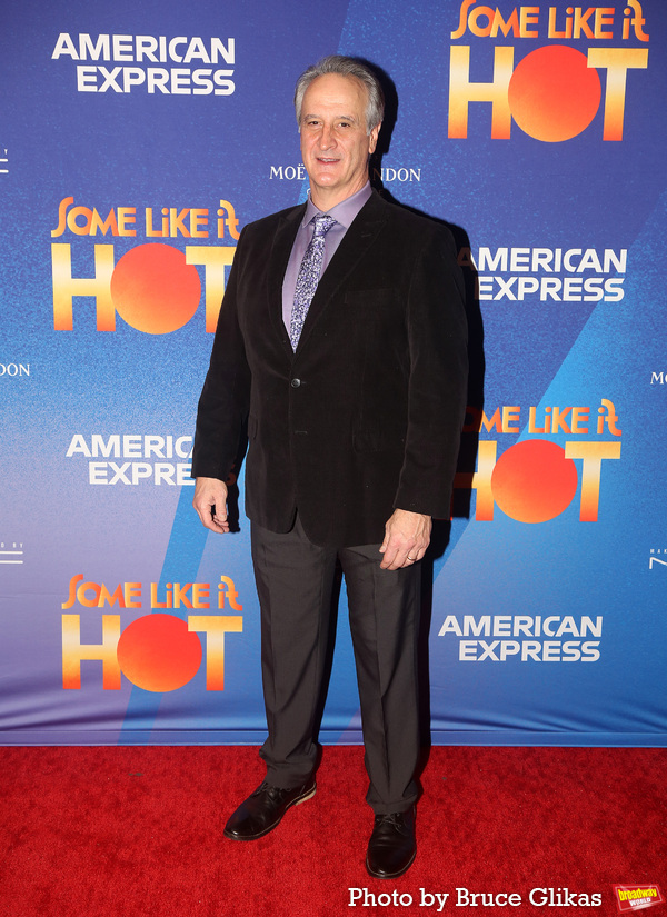 Photos: SOME LIKE IT HOT Cast Strikes a Pose on Opening Night Image