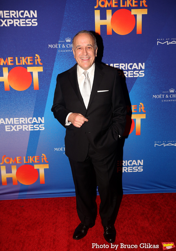 Photos: SOME LIKE IT HOT Cast Strikes a Pose on Opening Night Image