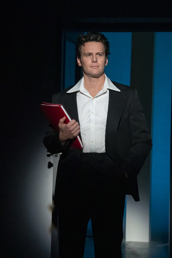 Photos: First Look at Daniel Radcliffe, Jonathan Groff, and Lindsay Mendez in MERRILY WE ROLL ALONG Image