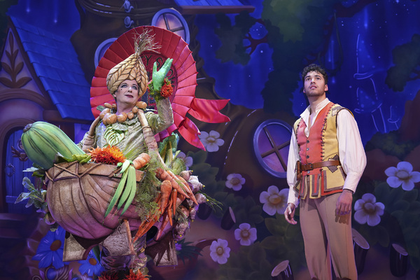 Photos: First Look at JACK AND THE BEANSTALK at the London Palladium Image