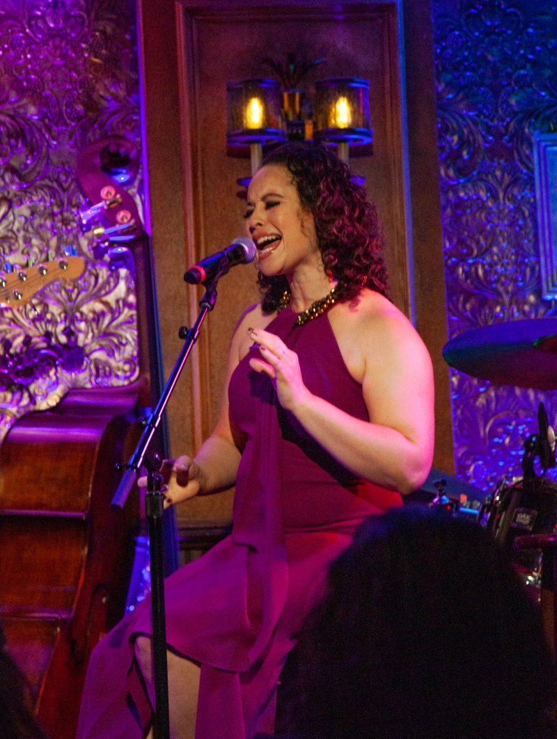Review: Vanessa Williams Makes THE DIAMOND SERIES At 54 Below Shine Bright As The Biggest Star In The Sky Image