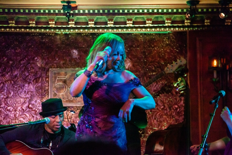 Review: Vanessa Williams Makes THE DIAMOND SERIES At 54 Below Shine Bright As The Biggest Star In The Sky Image