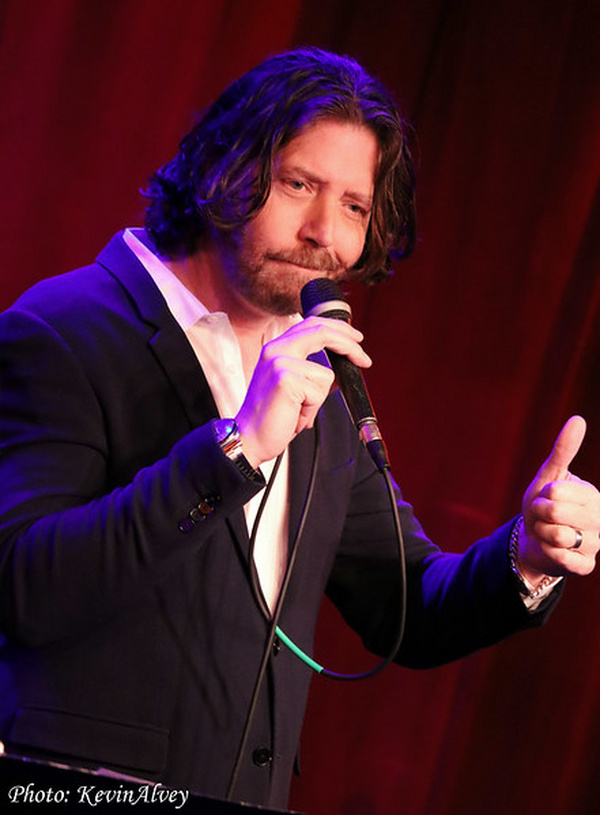 Photos: James Barbour Celebrates The Season At Birdland Image