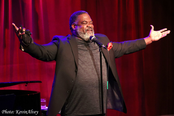 Photos: James Barbour Celebrates The Season At Birdland Image