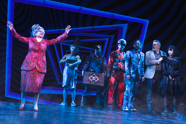 Exclusive: First Look at Justin Collette and the Cast of BEETLEJUICE on Tour Image